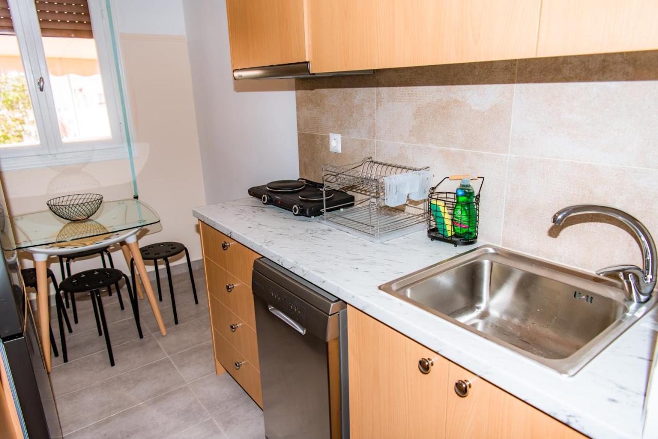 Apartment Pnika 3 Athena Bagian luar foto